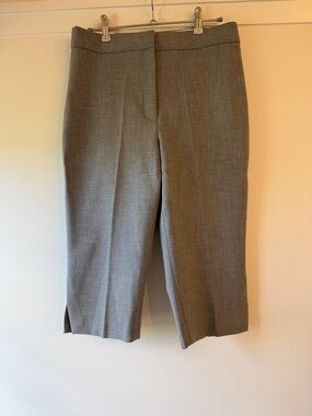 Babaton avenue capri